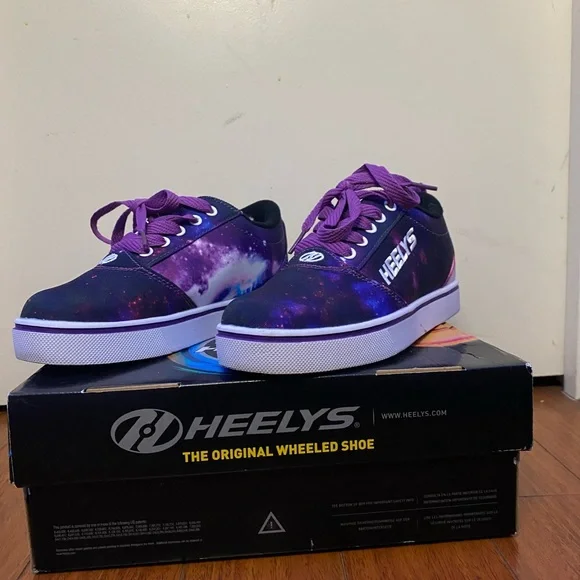 Heelys Shoes Galaxy Print Childrens Heelys Poshmark